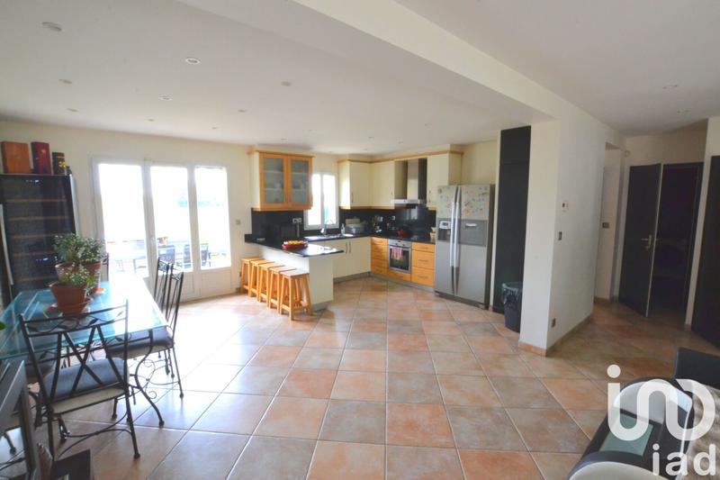 Maison - 141 m² - 5 pièces