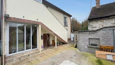 Immeuble - 112 m² - 5 pièces