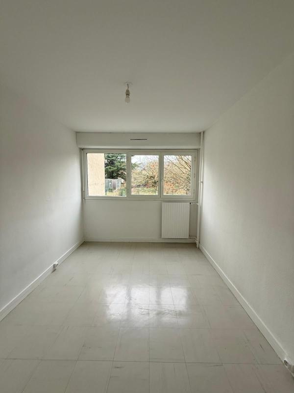 Appartement ancien - 63 m² - 3 pièces