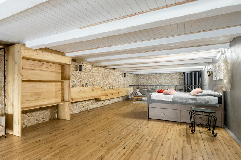 Appartement - 107 m² - 2 pièces