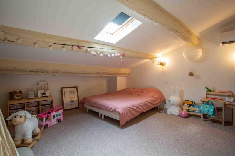 Mas - 430 m² - 10 pièces