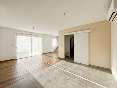 Maison - 89 m² - 4 pièces