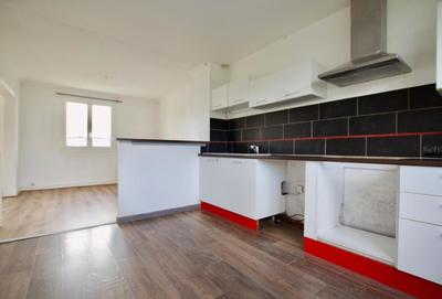 Maison - 88 m² - 4 pièces