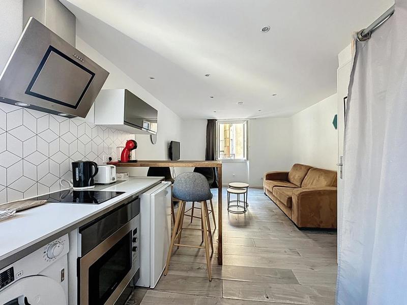 Studio - 20 m² - 1 pièce