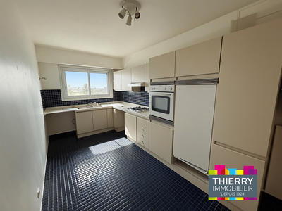 Appartement - 110 m² - 4 pièces