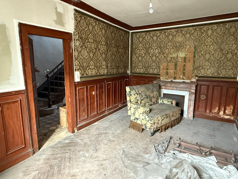 Maison - 200 m² - 8 pièces