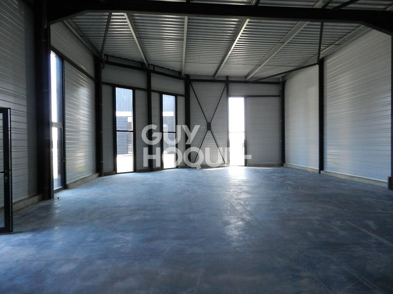Local d'activité / Entrepôt - 187 m²