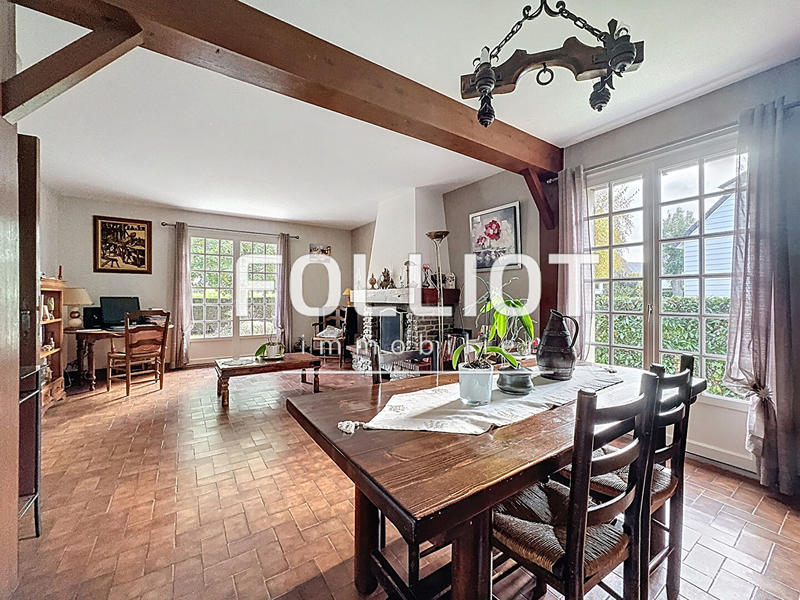 Maison - 110 m² - 5 pièces