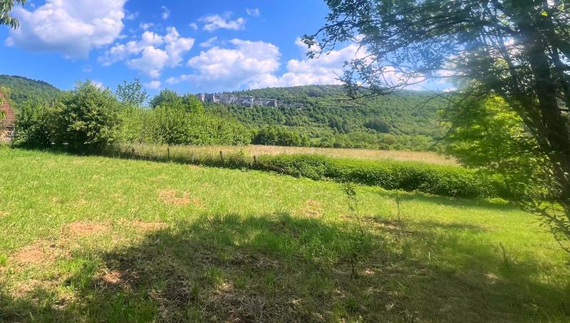 Terrain constructible - 1 301 m²