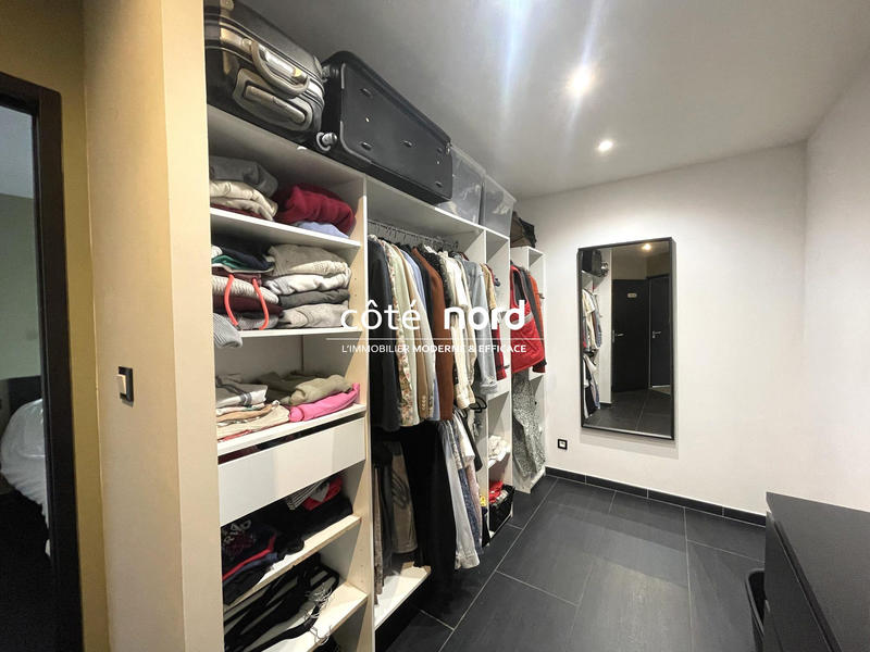 Maison - 208 m² - 7 pièces