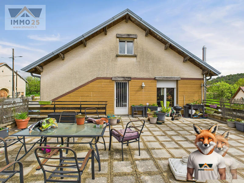 Maison - 280 m² - 10 pièces