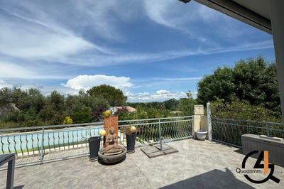 Maison - 136 m² - 5 pièces