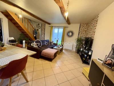 Maison - 248 m² - 10 pièces