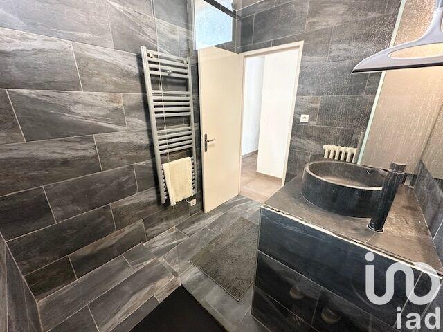 Appartement - 81 m² - 4 pièces