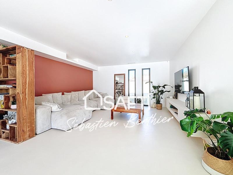 Maison - 190 m² - 6 pièces