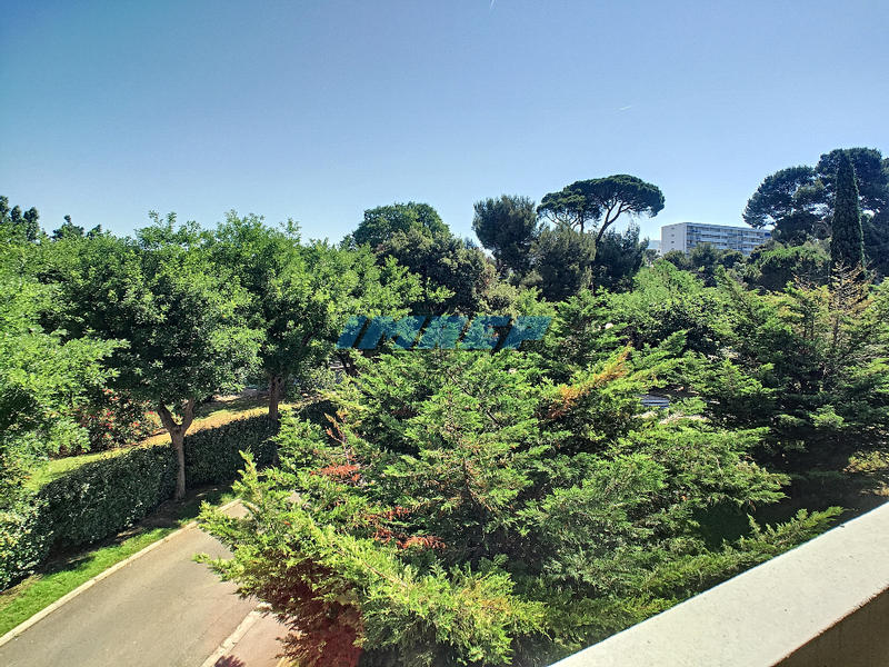 Appartement - 110 m² - 4 pièces