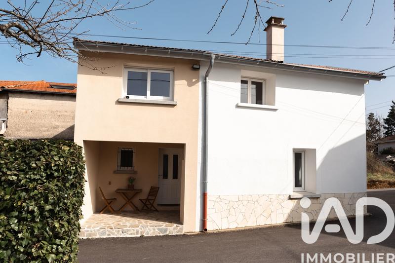 Maison de village - 90 m² - 4 pièces