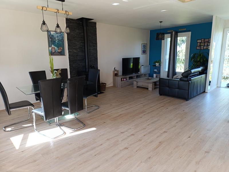 Maison traditionnelle - 90 m² - 4 pièces