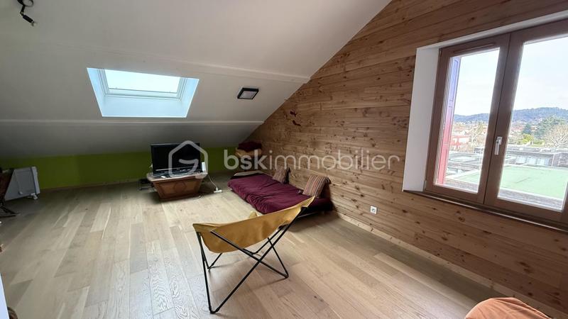 Appartement - 101 m² - 5 pièces