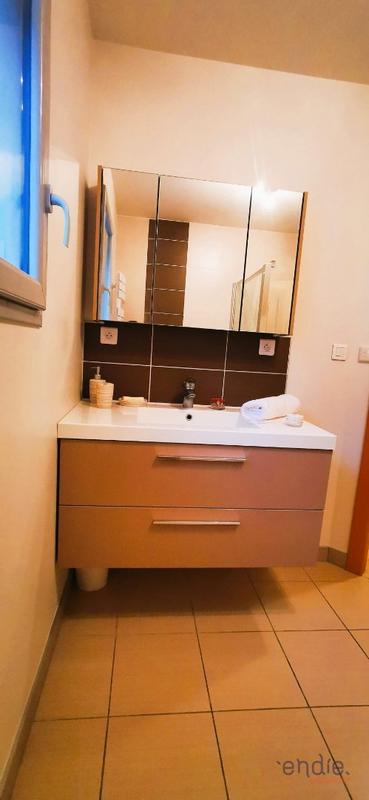 Maison - 99 m² - 5 pièces