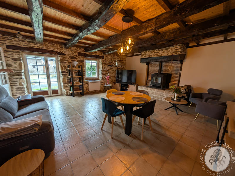 Maison - 95 m² - 3 pièces