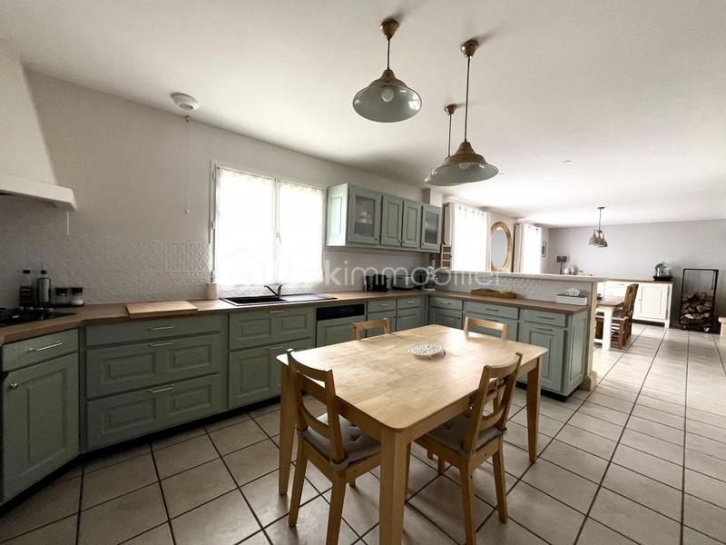 Maison - 155 m² - 6 pièces