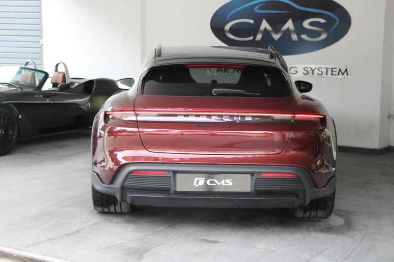 Porsche taycan Cross Turismo 4s 571ch