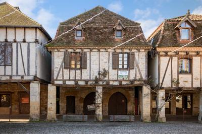 Maison - 180 m² - 6 pièces