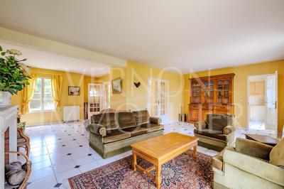 Maison - 143 m² - 4 pièces