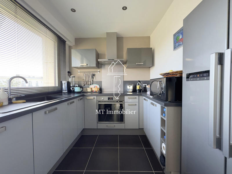 Appartement - 83 m² - 4 pièces