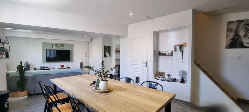 Appartement - 94 m² - 4 pièces