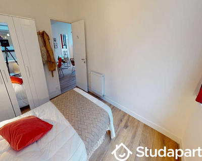 Chambre - 220 m² - 1 pièce