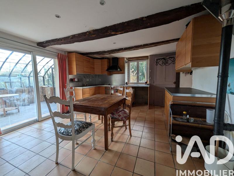 Maison - 302 m² - 12 pièces