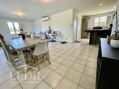 Maison - 82 m² - 4 pièces