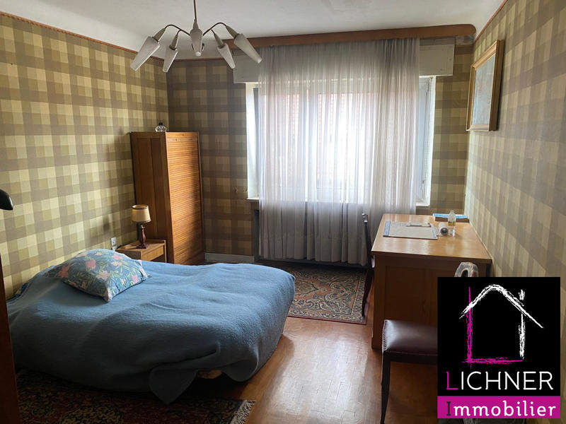 Appartement - 104 m² - 5 pièces