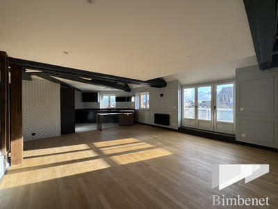 Duplex - 115 m² - 6 pièces