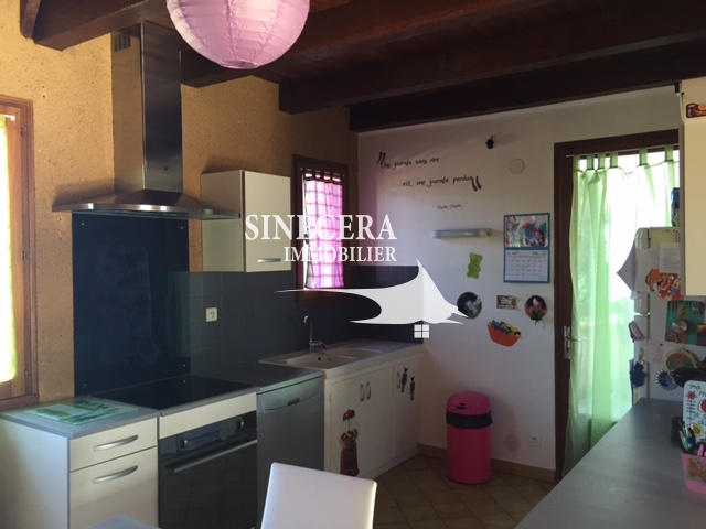 Maison - 450 m² - 20 pièces