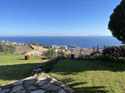 Villa - 196 m² - 6 pièces