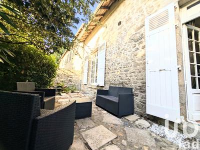Maison - 147 m² - 7 pièces