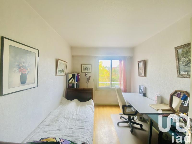 Appartement - 92 m² - 5 pièces