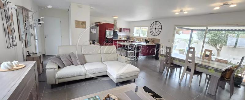 Maison - 100 m² - 4 pièces