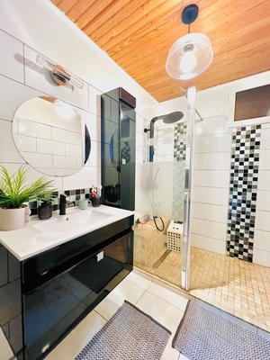 Appartement - 102 m² - 3 pièces