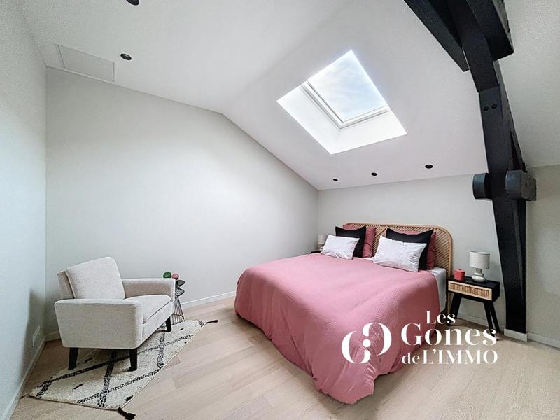 Loft - 113 m² - 4 pièces