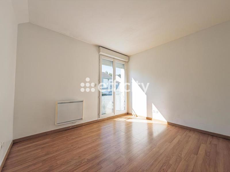 Villa - 230 m² - 9 pièces