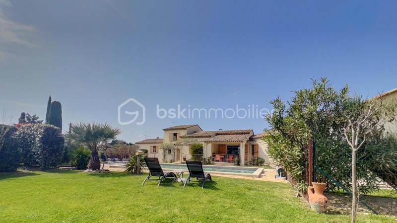 Propriété - 181 m² - 7 pièces