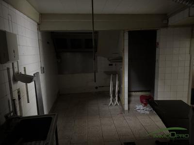 Local commercial - 76 m²