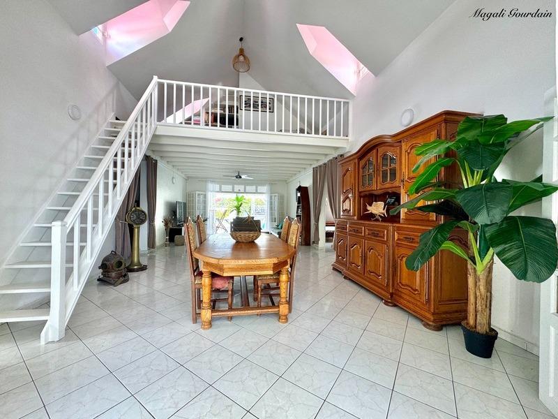 Villa - 174 m² - 7 pièces