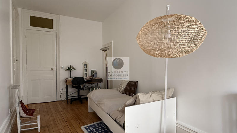 Appartement - 159 m² - 5 pièces