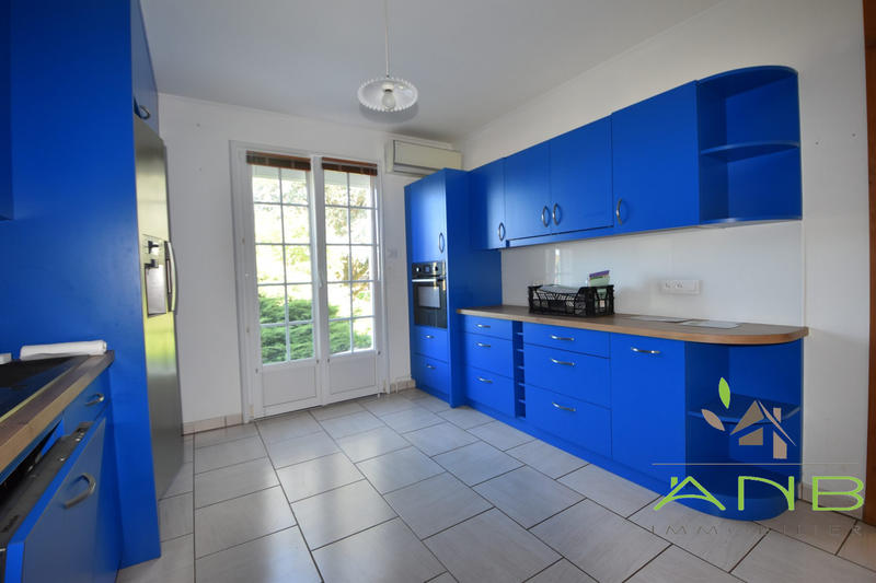 Maison - 135 m² - 6 pièces