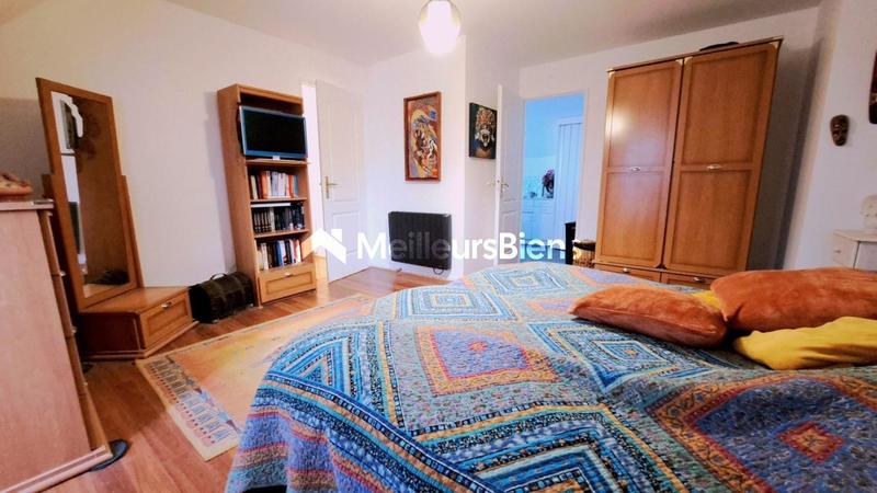 Maison - 190 m² - 8 pièces